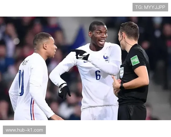 博格巴与德布劳内：球权分配分化，前者更倚重后插进攻，后者趋向体系组织