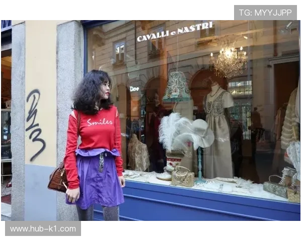 林孝埈训练完直接去奢侈品店扫货，这消费节奏谁跟得上